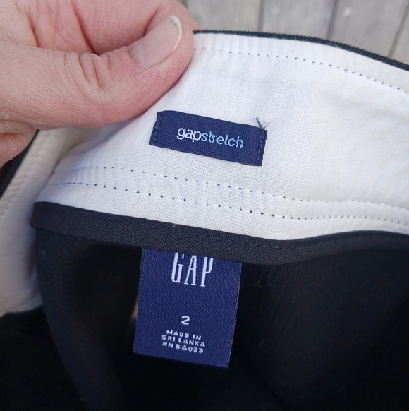 Gap Stretch Womens Sz 2 Black Cotton Spandex Flare Mid Rise Mini Skirt - Picture 3 of 6